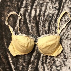 Victoria Secret Bra 34B